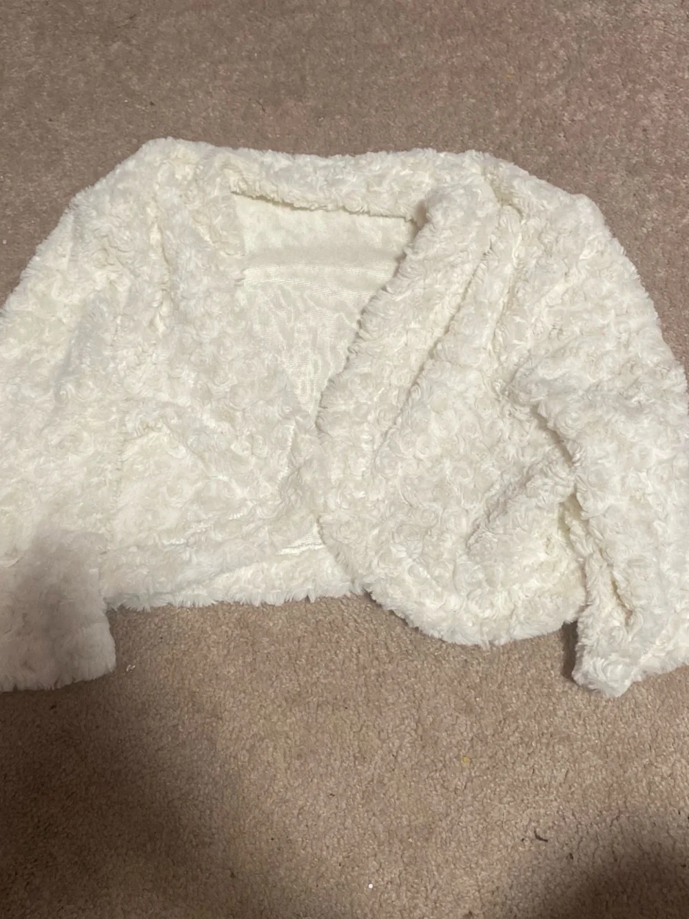 Robbie Bee Cream Faux Fur Bolero Jacket